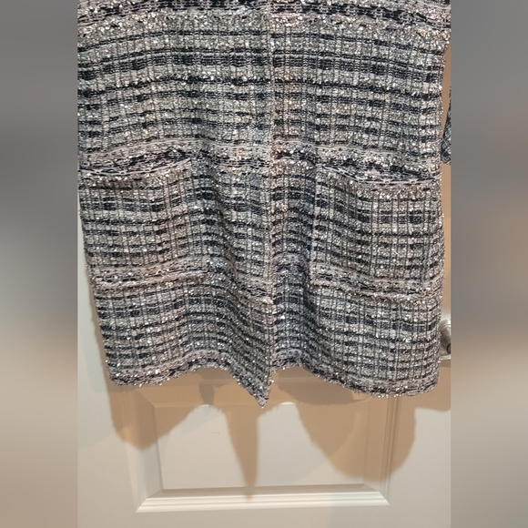 St. John tweed coat  size 4 - Picture 3 of 9